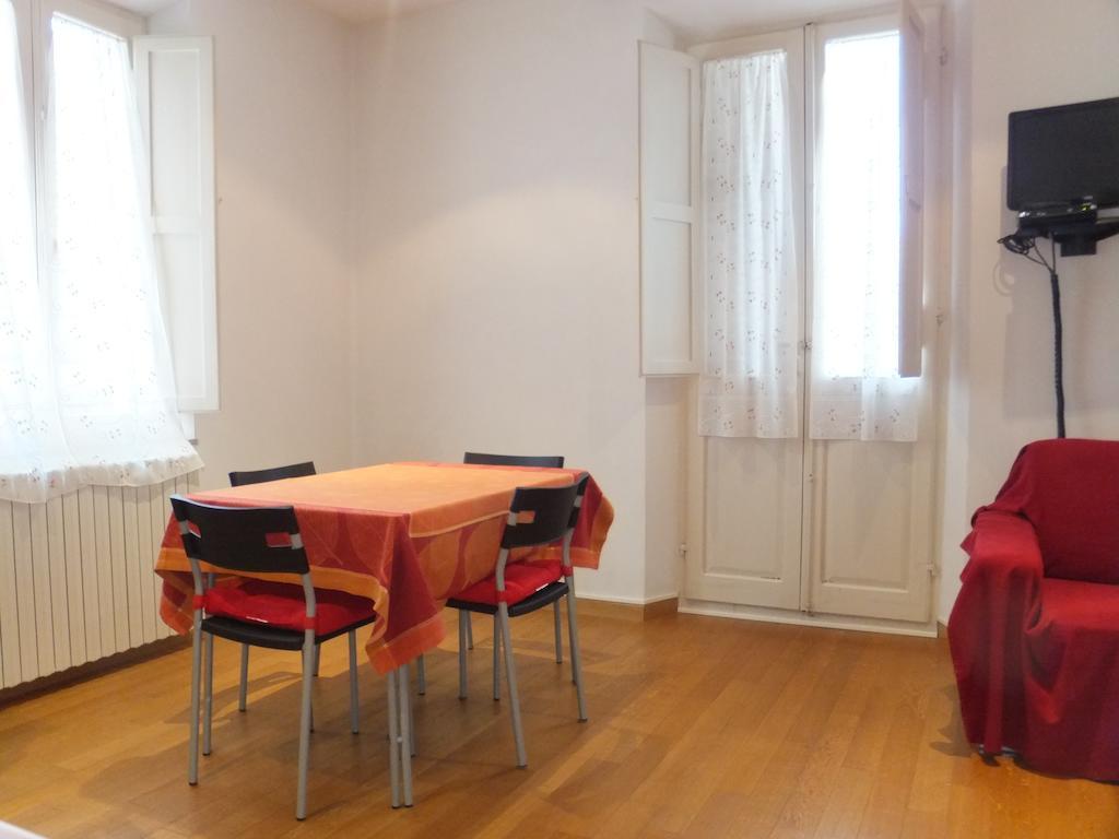B&B La Luna Dal Borgo Jesi Zimmer foto
